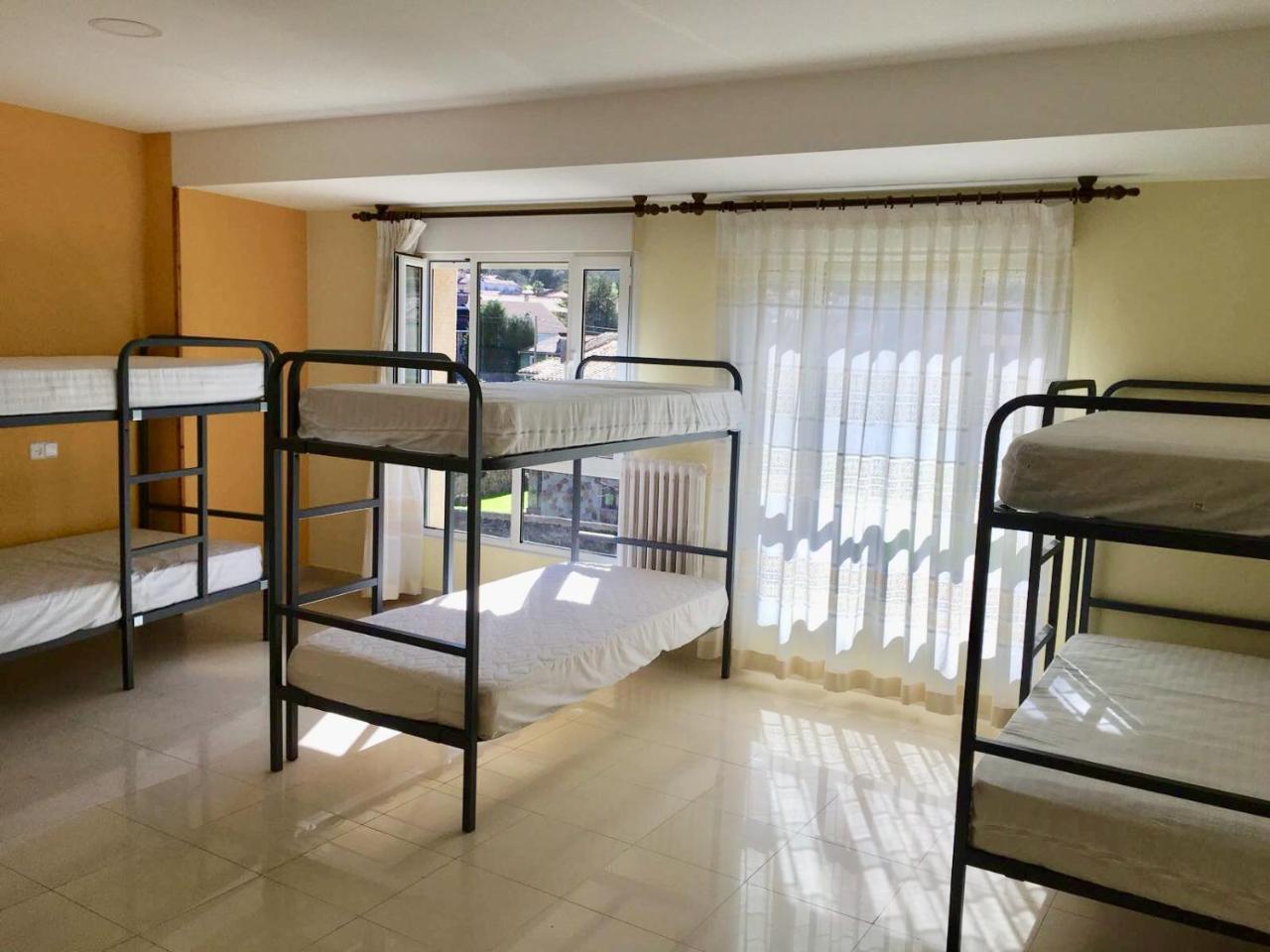 Llanes International Hostel Поо-де-Льянес Екстер'єр фото